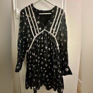 New Zara Black and White Long Sleeve Sundress
